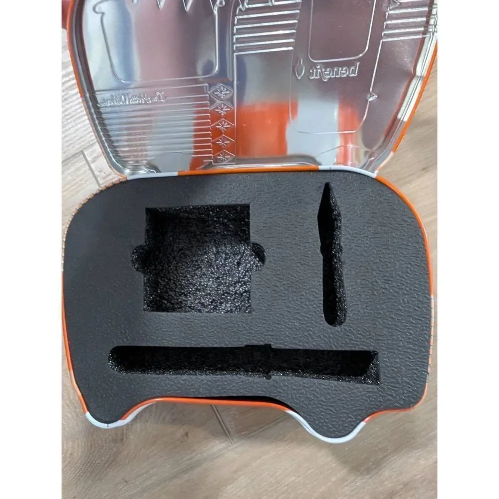 5/25 Benefit Cosmetics Camper Tin